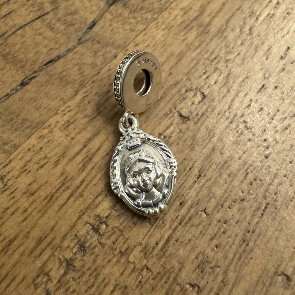 Pandora Disney Snow White and Evil Queen Mirror Dangle Charm
